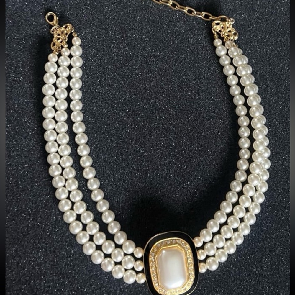 Vintage Pearl Beaded Necklace